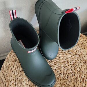 HUNTER Women's Play Short Rain Boots – Arctic Moss 🌧️👢